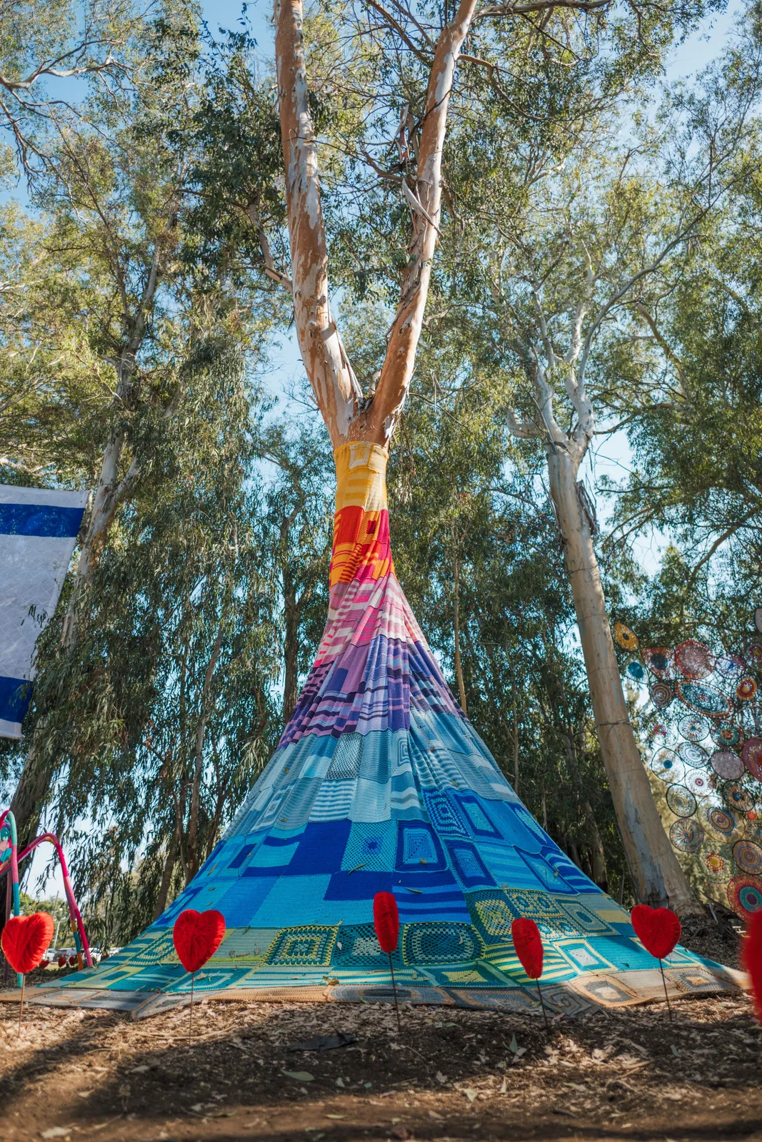 תמונה מתערוכת הסריגה
