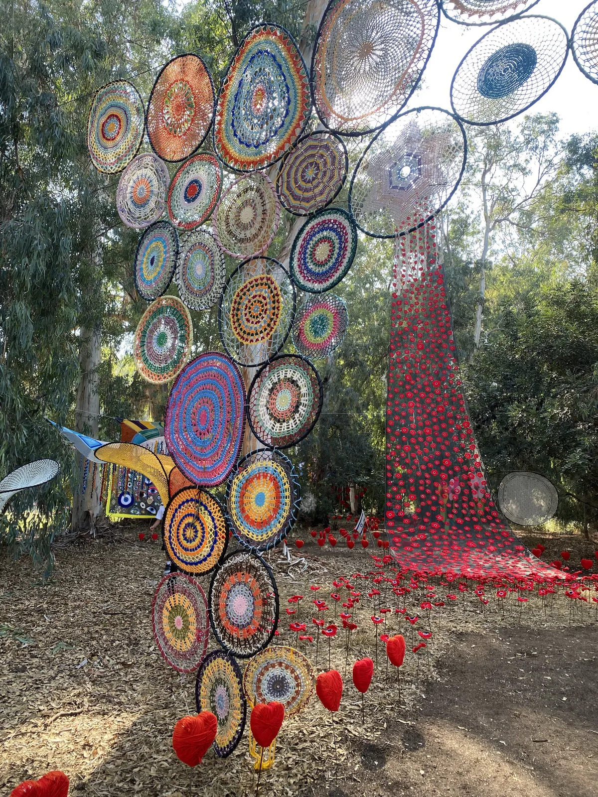 תמונה מתערוכת הסריגה